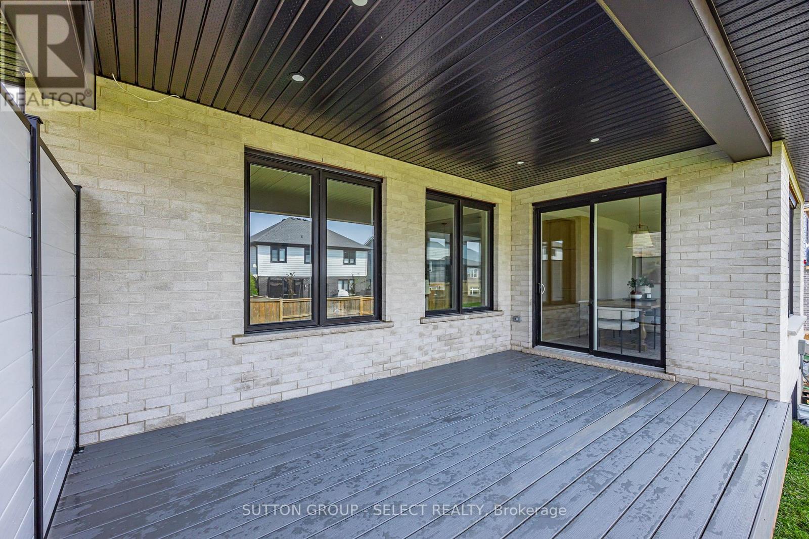 1906 Fountain Grass Drive, London South, Ontario  N6K 0K7 - Photo 46 - X13649426
