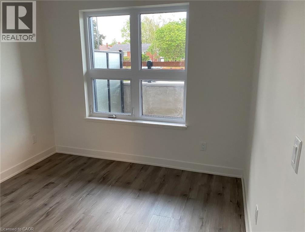 110 Fergus Avenue Unit# 126, Kitchener, Ontario  N2A 0K9 - Photo 8 - 40855986
