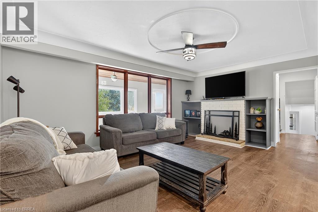 312 Old Guelph Road, Dundas, Ontario  L9H 5W4 - Photo 4 - 40855169