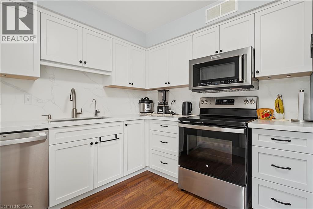 15 Green Valley Drive Unit# 1, Kitchener, Ontario  N2P 1K7 - Photo 8 - 40854777