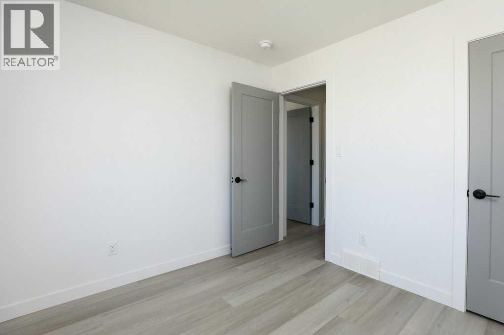 664 Devonia Road W, Lethbridge, Alberta  t1j 5w3 - Photo 33 - A2324132