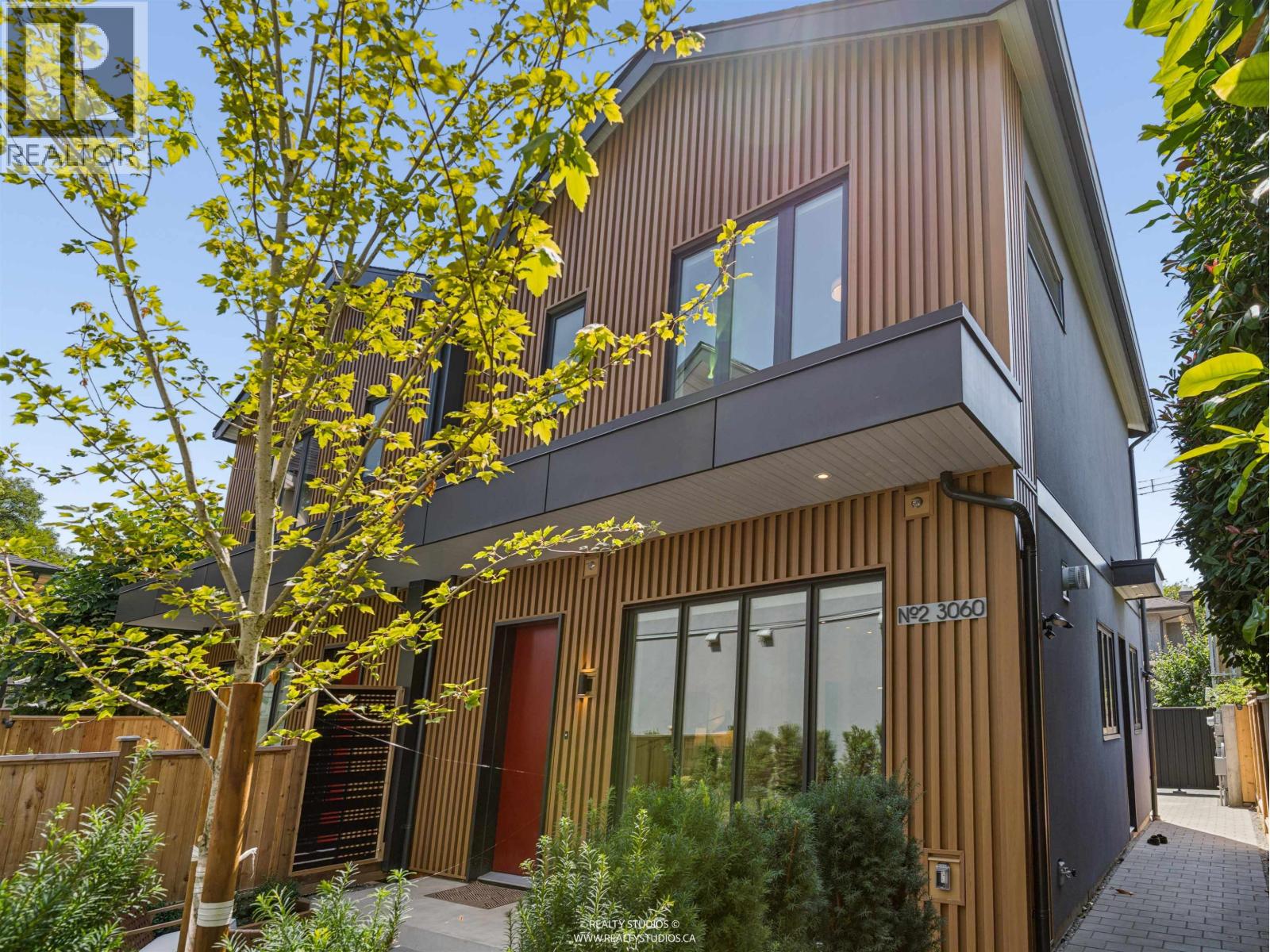 2 3060 W 34TH AVENUE, Vancouver, British Columbia