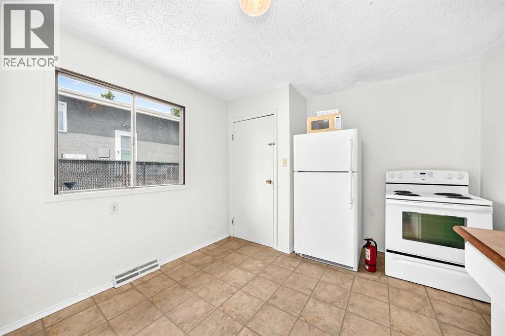 416/418 33 Avenue NE, Calgary, Alberta  T2E 2J1 - Photo 12 - A2321189