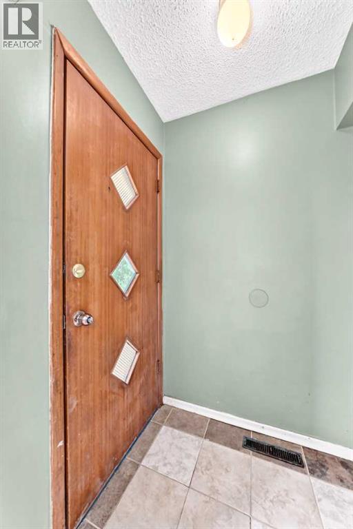 416/418 33 Avenue NE, Calgary, Alberta  T2E 2J1 - Photo 7 - A2321189