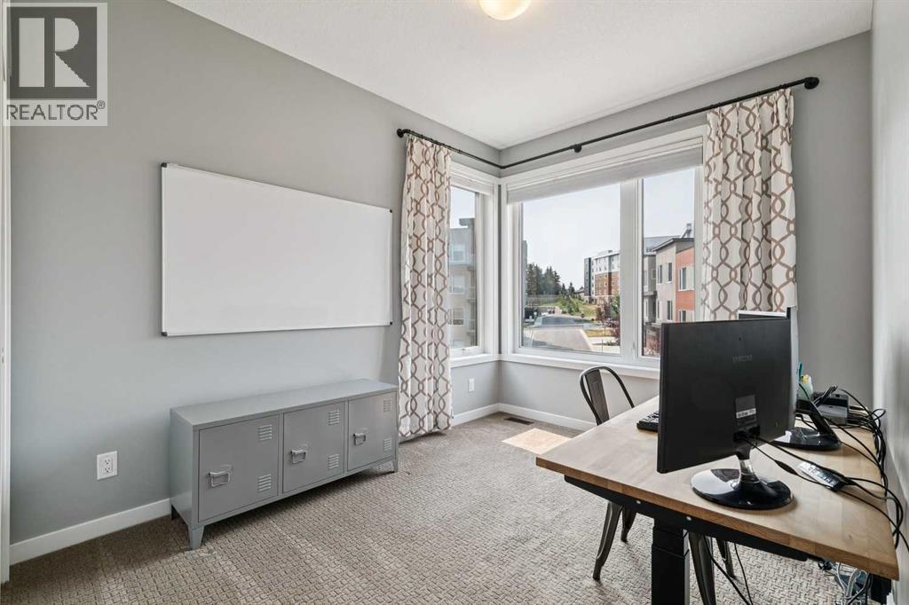 102 Shawnee Common SW, Calgary, Alberta  T2Y 0P9 - Photo 25 - A2335783