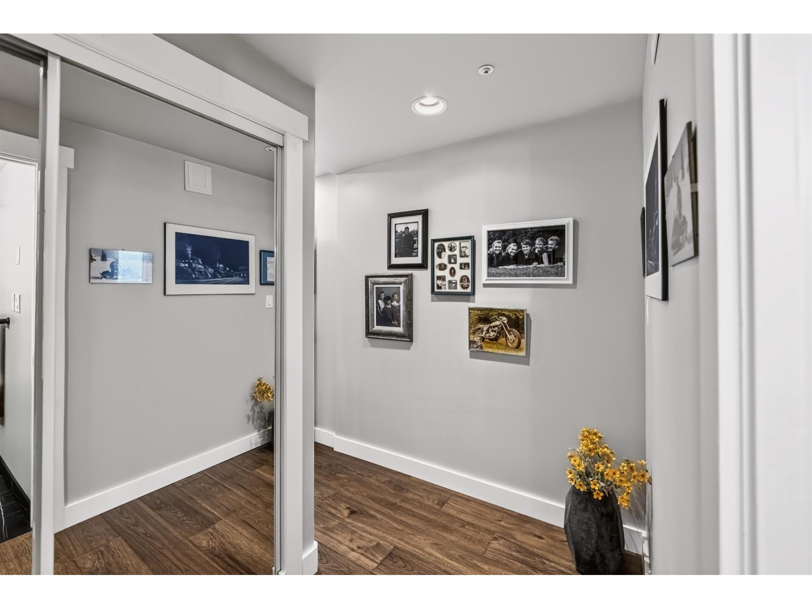 1601 3190 Gladwin Road, Abbotsford, British Columbia  V2T 5T2 - Photo 25 - R3154644
