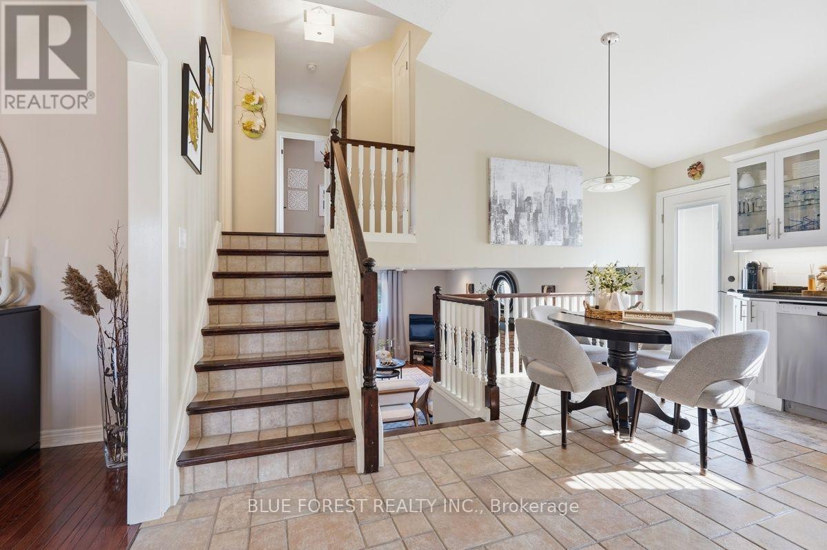 241 Oldham Street, London South, Ontario  N5Z 5E3 - Photo 13 - X13677692