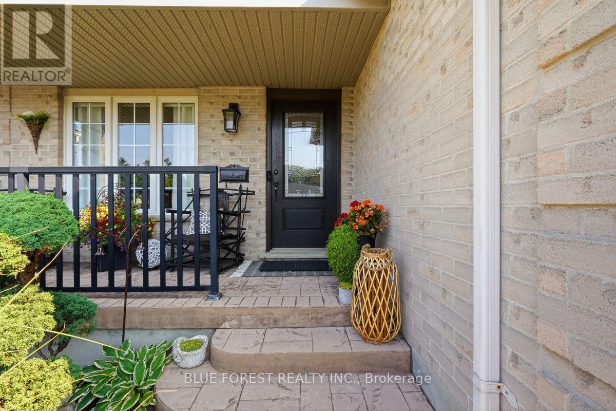 241 Oldham Street, London South, Ontario  N5Z 5E3 - Photo 4 - X13677692