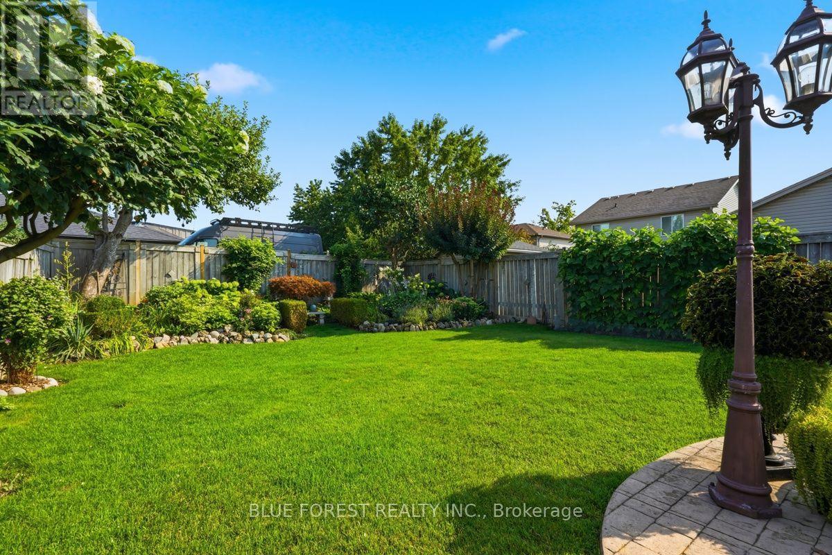 241 Oldham Street, London South, Ontario  N5Z 5E3 - Photo 45 - X13677692