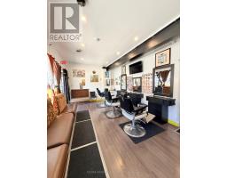 390 ADELAIDE STREET N, London East, Ontario