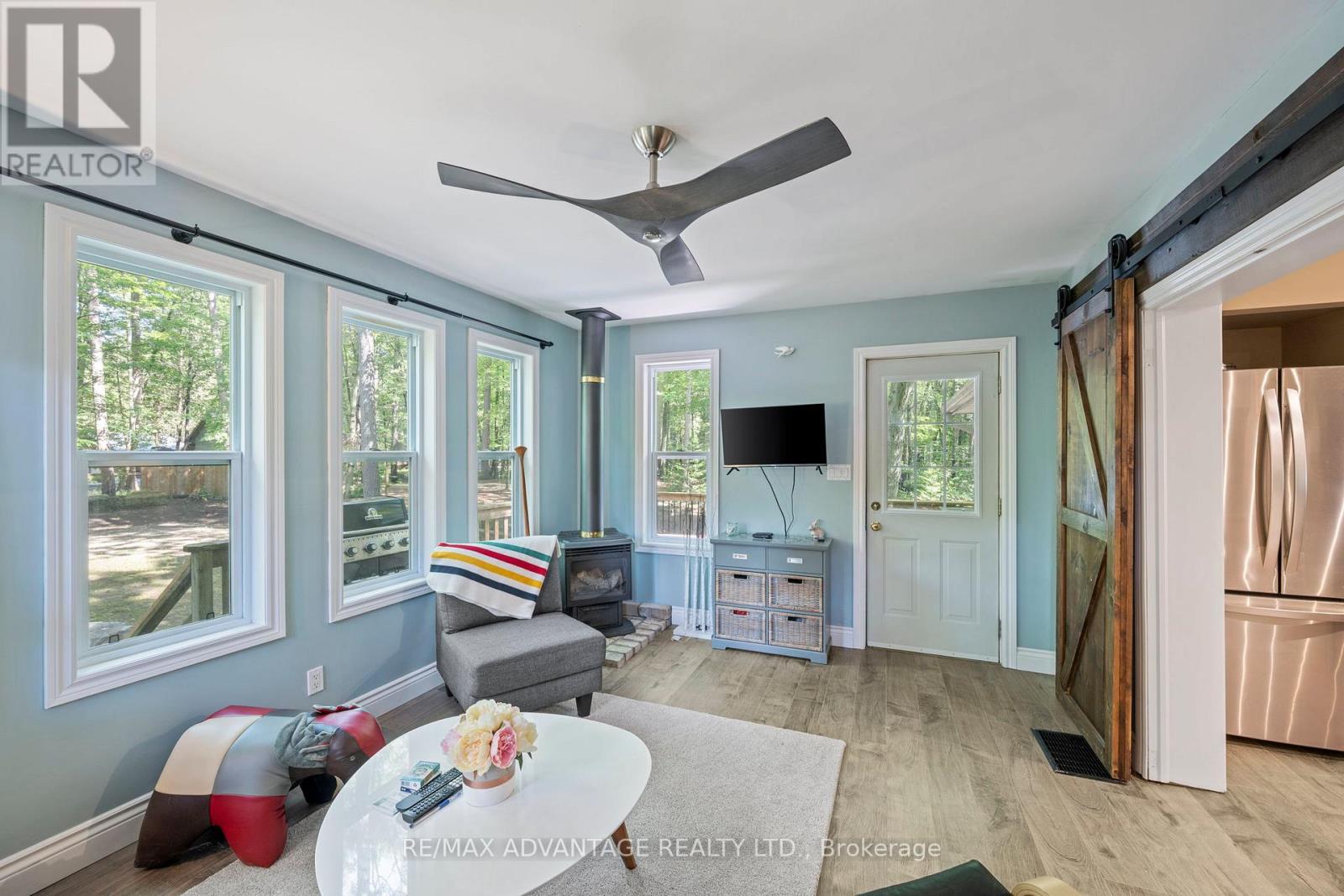 263 Ontario Street S, Lambton Shores, Ontario  N0M 1T0 - Photo 7 - X13677716