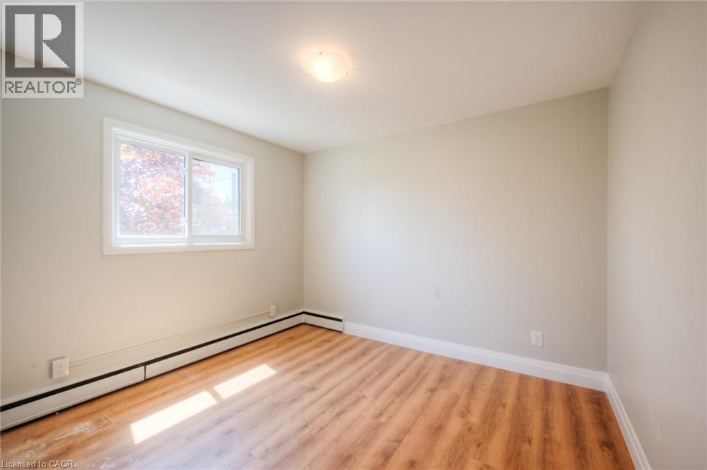 158 Erb Street E Unit# 32, Waterloo, Ontario  N2J 1M4 - Photo 8 - 40855887
