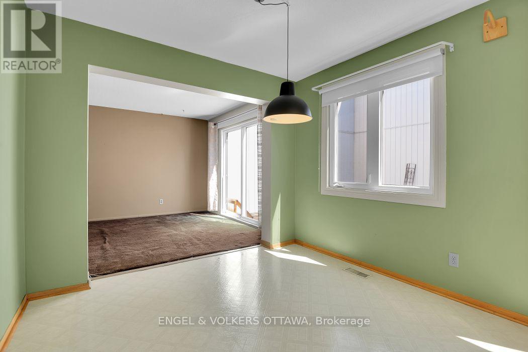 110 - 837 Eastvale Drive, Ottawa, Ontario  K1J 7T5 - Photo 13 - X13677732