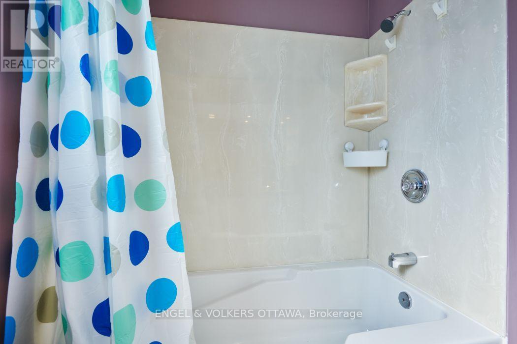 110 - 837 Eastvale Drive, Ottawa, Ontario  K1J 7T5 - Photo 30 - X13677732
