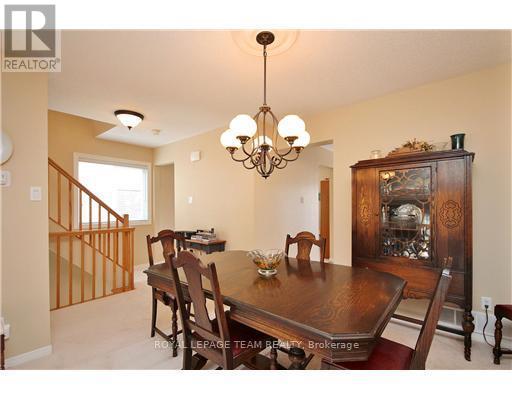 287 Knudson Drive, Ottawa, Ontario  K2K 2N8 - Photo 5 - X13677782
