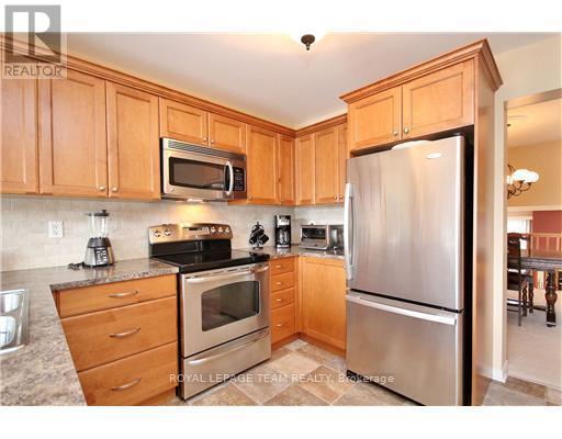 287 Knudson Drive, Ottawa, Ontario  K2K 2N8 - Photo 8 - X13677782