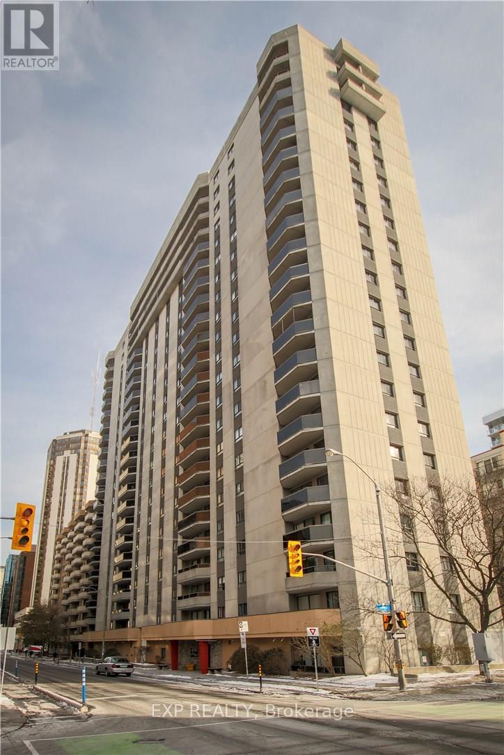 403 - 470 LAURIER AVENUE W, Ottawa, Ontario