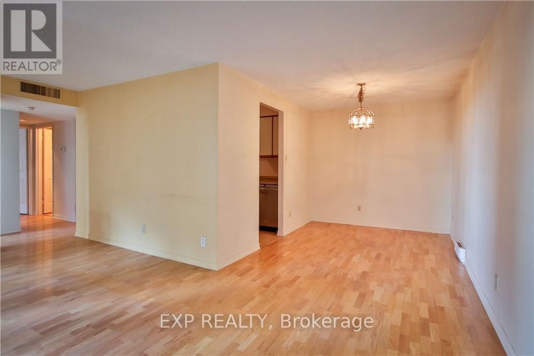 403 - 470 Laurier Avenue W, Ottawa, Ontario  K1R 7W9 - Photo 6 - X13677824