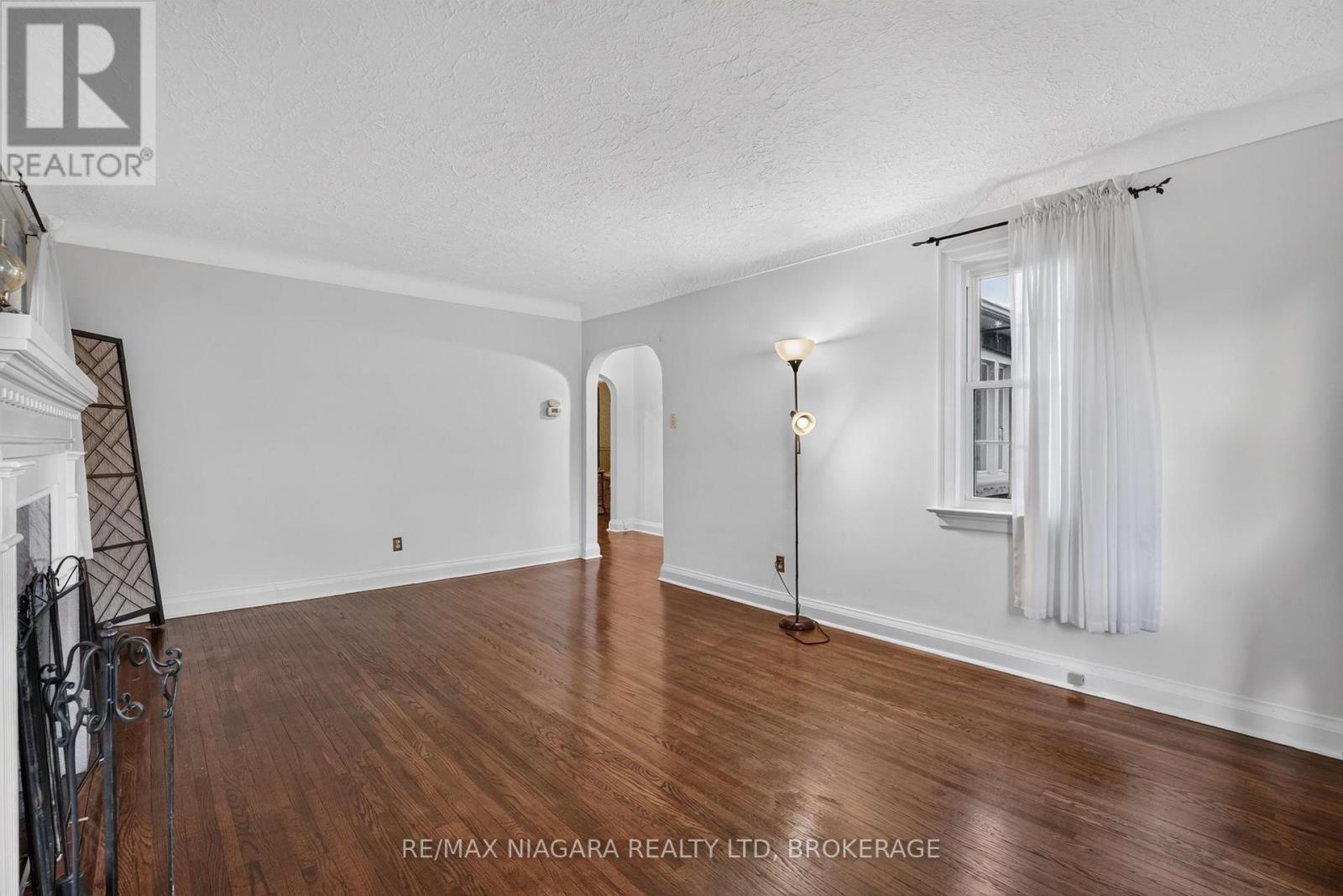 5735 Hanan Avenue, Niagara Falls (Hospital), Ontario L2G 4E8 - Photo 10 - X13677728