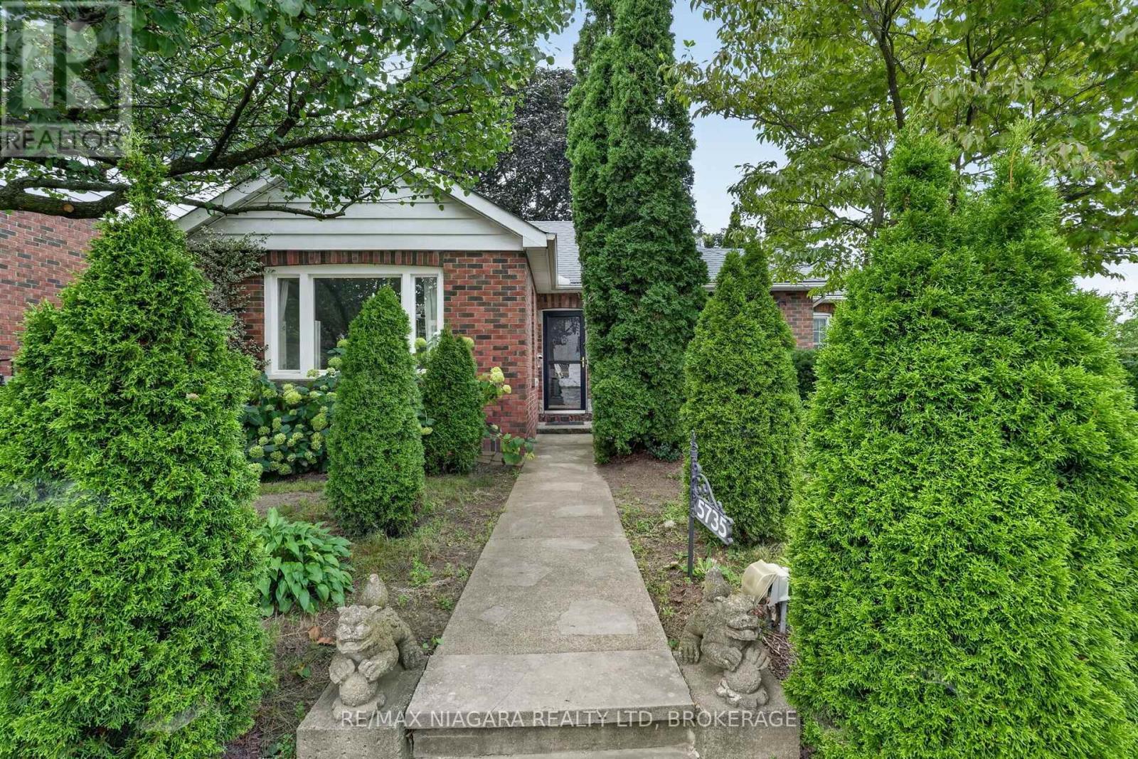 5735 Hanan Avenue, Niagara Falls (Hospital), Ontario L2G 4E8 - Photo 3 - X13677728