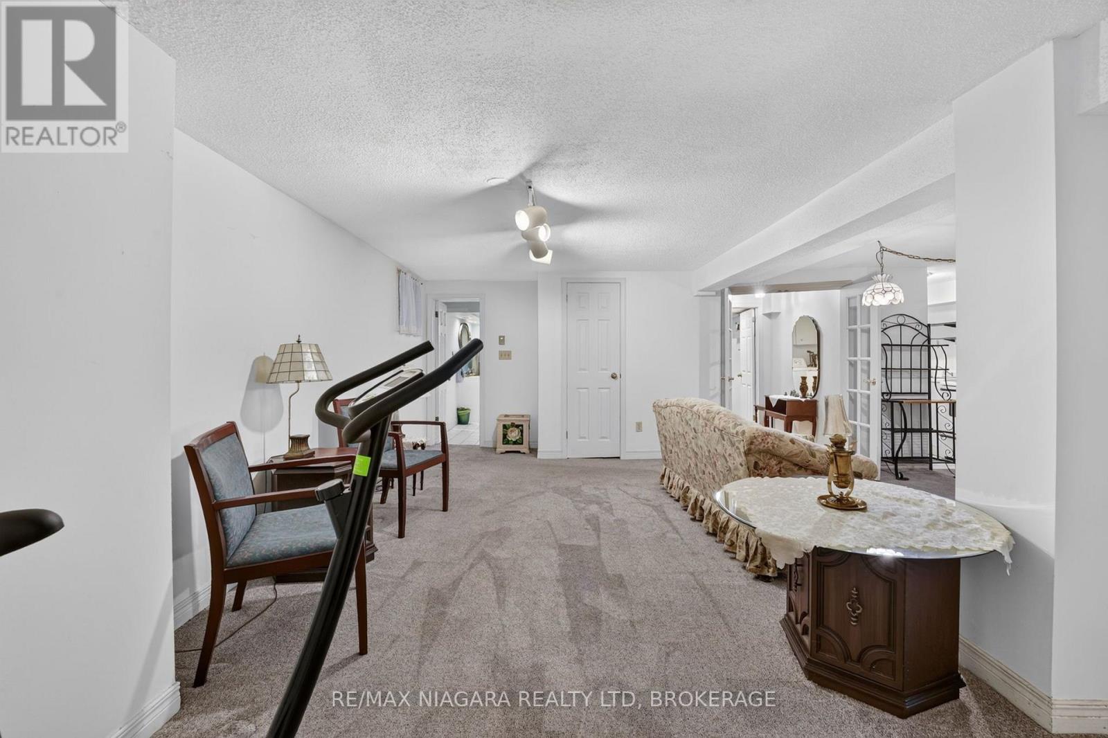 5735 Hanan Avenue, Niagara Falls (Hospital), Ontario L2G 4E8 - Photo 32 - X13677728