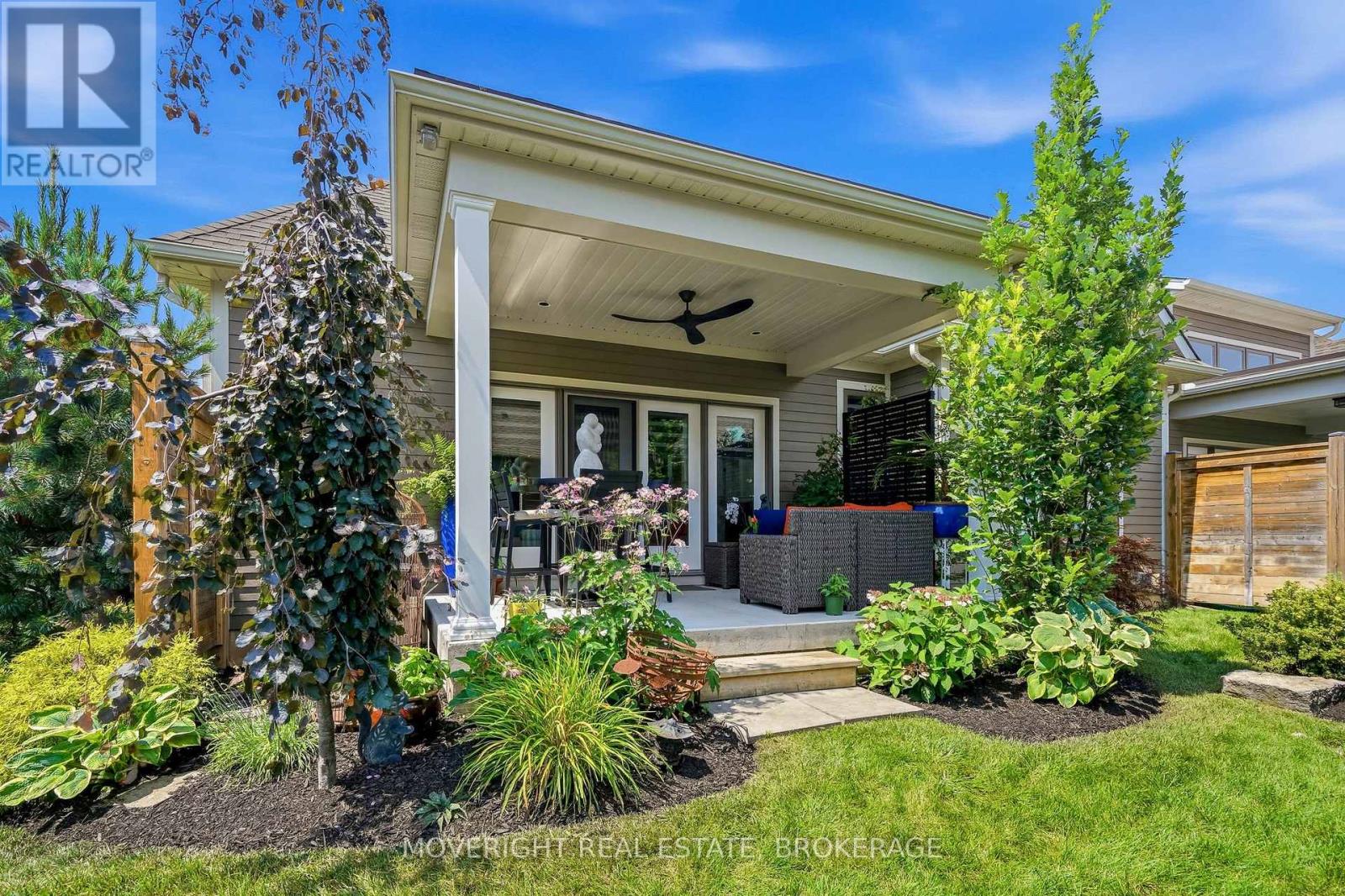 12 Sassafras Row, Fort Erie, Ontario  L0S 1N0 - Photo 32 - X13677810