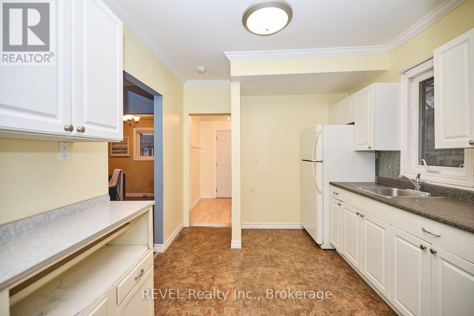 4317 Buttrey Street, Niagara Falls, Ontario  L2E 2X1 - Photo 14 - X13677812