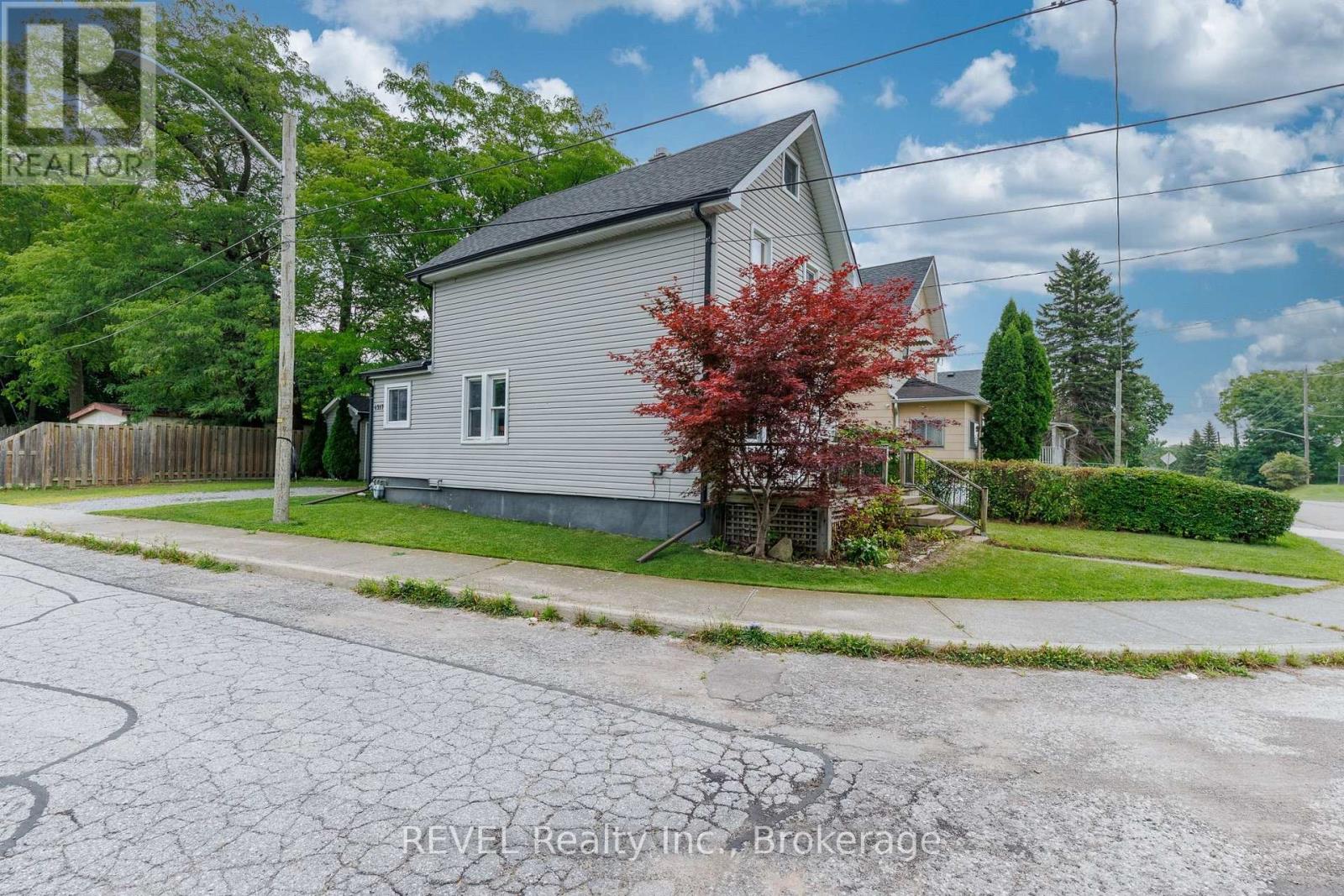 4317 Buttrey Street, Niagara Falls, Ontario  L2E 2X1 - Photo 24 - X13677812