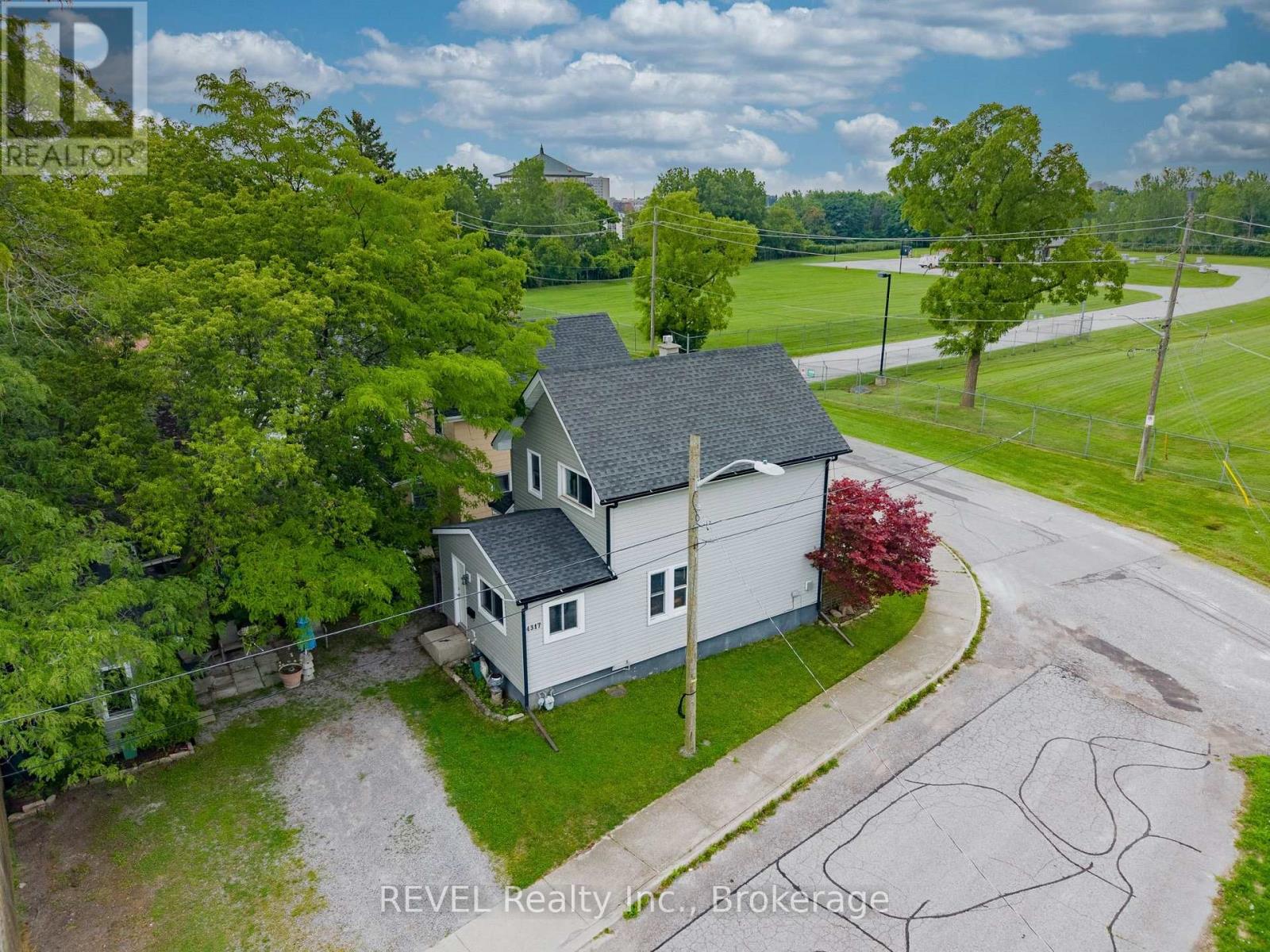 4317 Buttrey Street, Niagara Falls, Ontario  L2E 2X1 - Photo 29 - X13677812