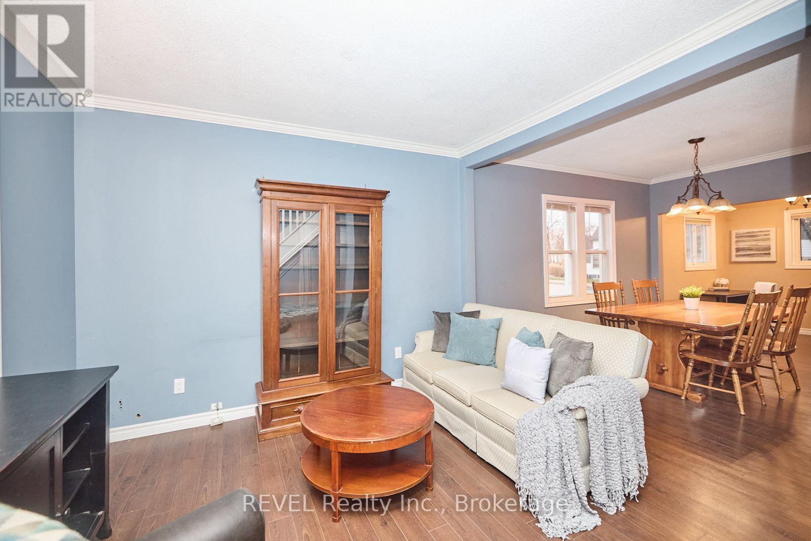 4317 Buttrey Street, Niagara Falls, Ontario  L2E 2X1 - Photo 7 - X13677812