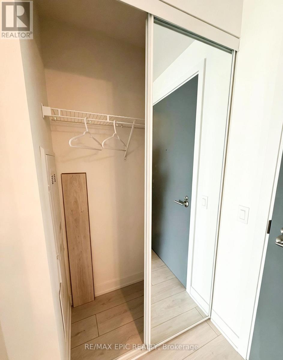 901 - 5858 Yonge Street, Toronto, Ontario  M2M 0C6 - Photo 3 - C13677642
