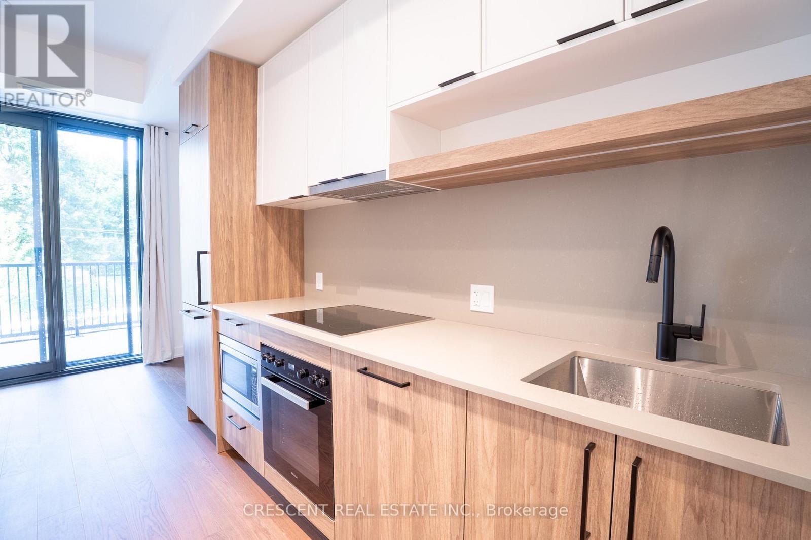 201 - 91 Montclair Avenue, Toronto, Ontario  M5P 0B1 - Photo 2 - C13677672