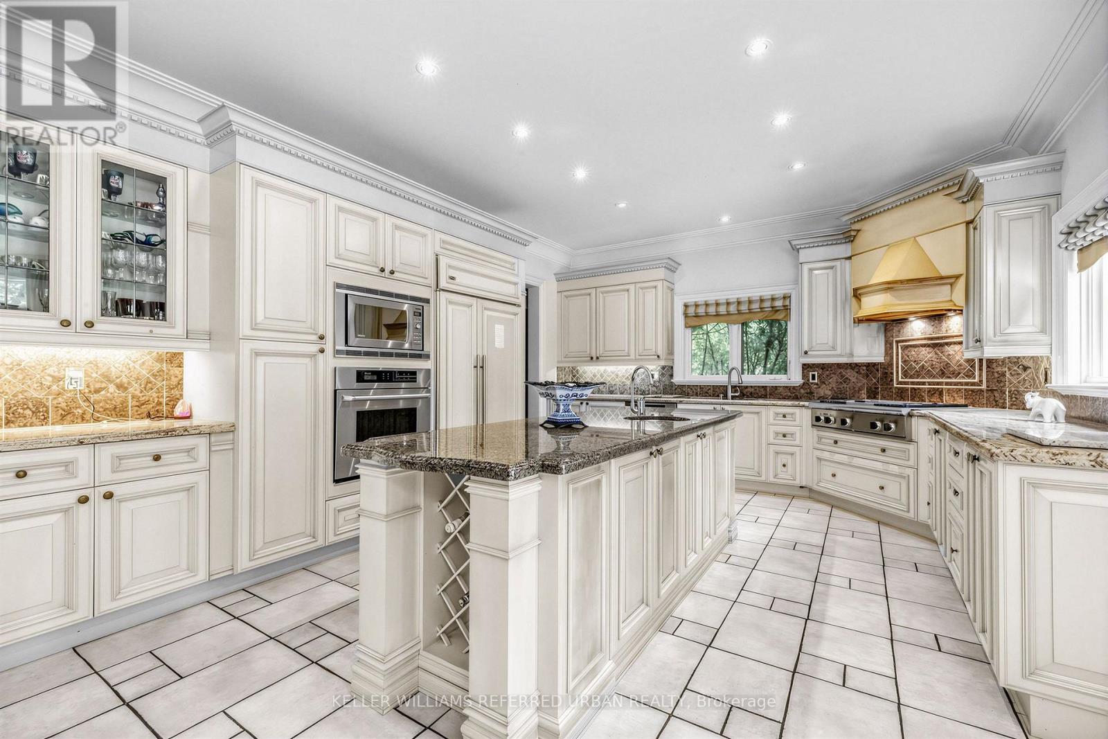 158 Owen Boulevard, Toronto, Ontario  M2P 1G7 - Photo 16 - C13677682