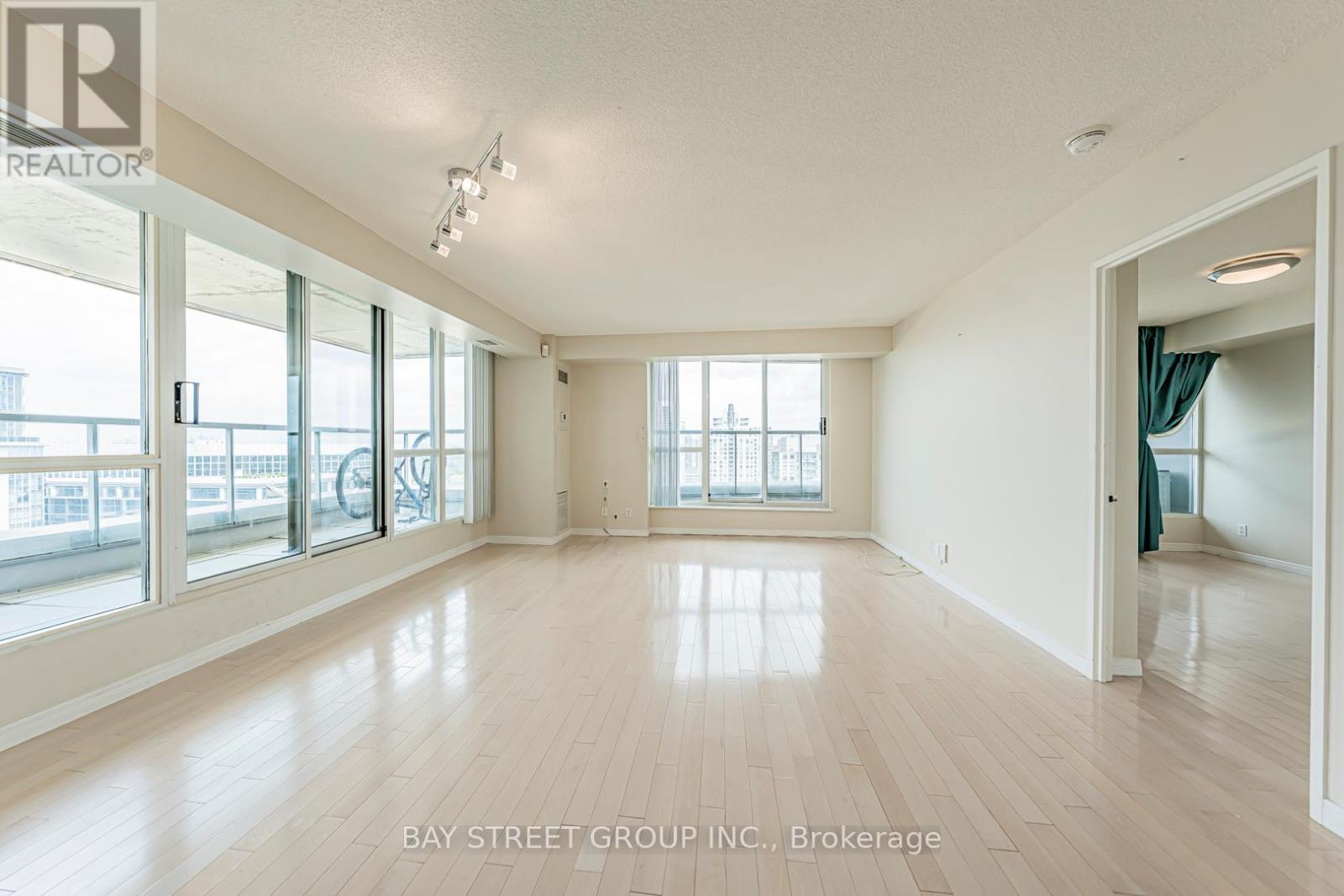 3802 - 23 Hollywood Avenue, Toronto, Ontario  M2N 7L8 - Photo 6 - C13677686