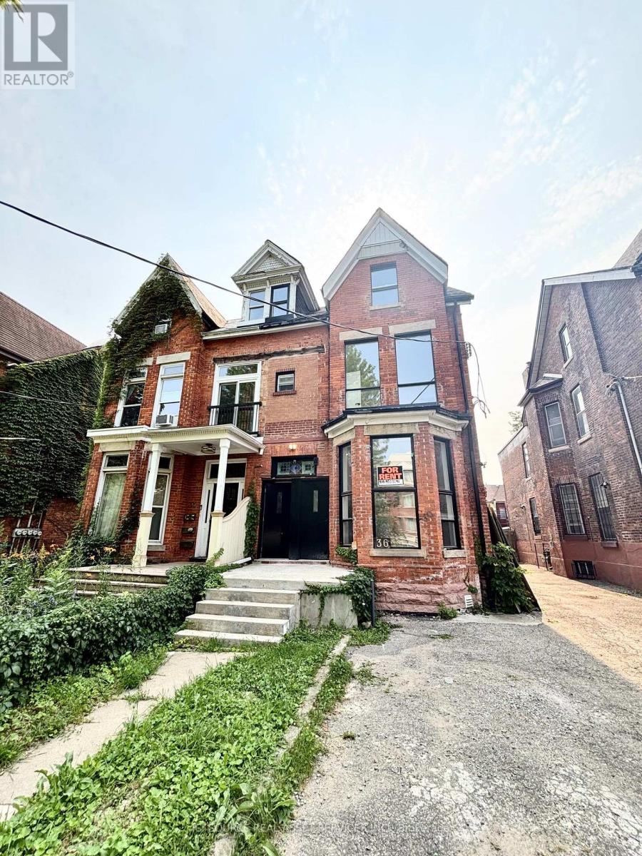 6 - 36 Brunswick Avenue, Toronto, Ontario  M5S 2L7 - Photo 2 - C13677702