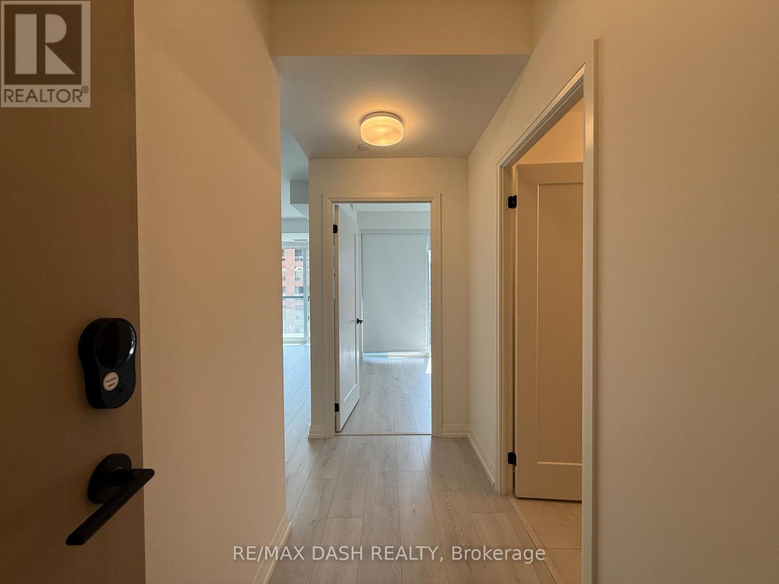 609 - 280 Dundas Street W, Toronto, Ontario  M5T 0E3 - Photo 2 - C13677758