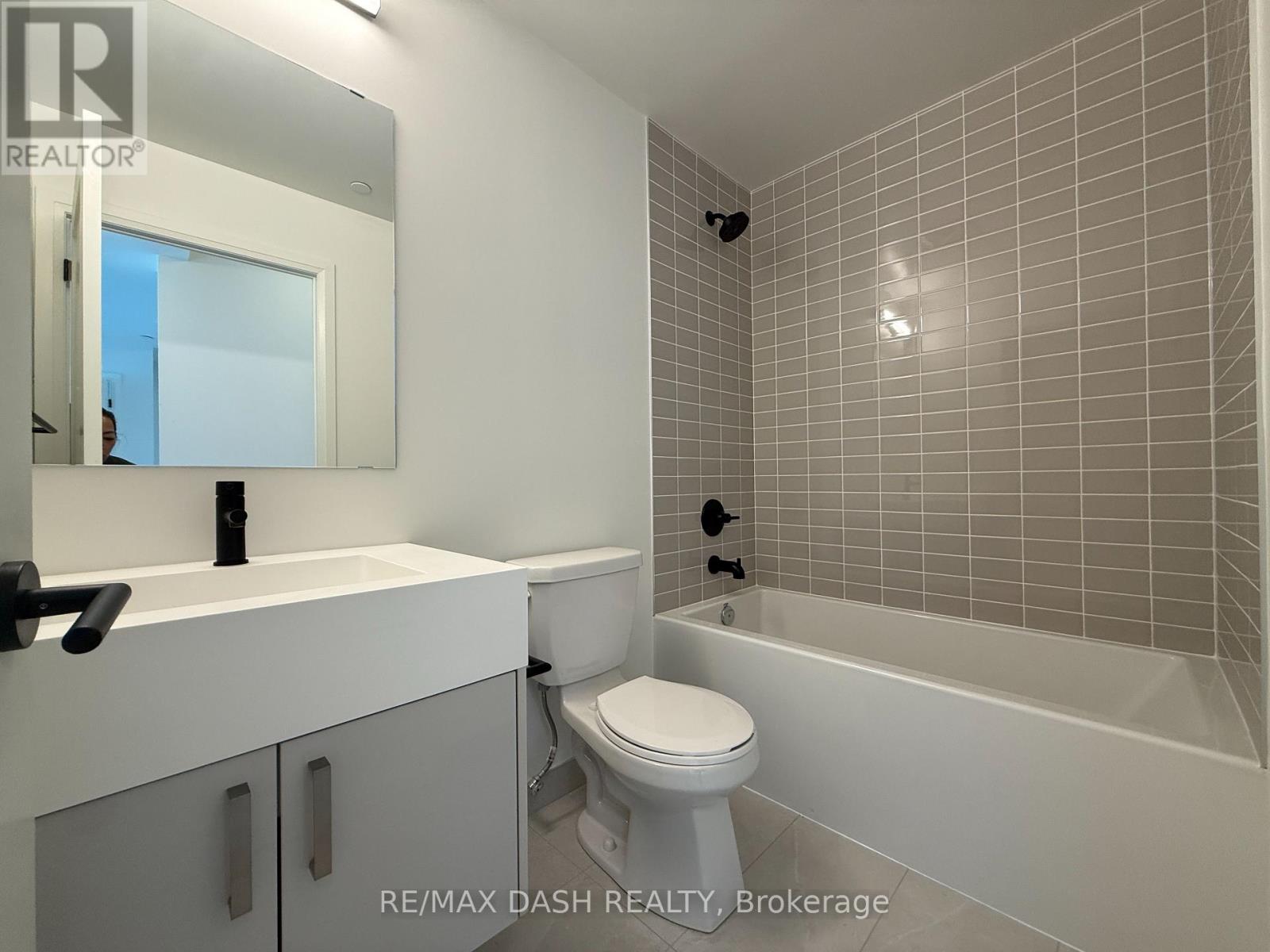 609 - 280 Dundas Street W, Toronto, Ontario  M5T 0E3 - Photo 4 - C13677758