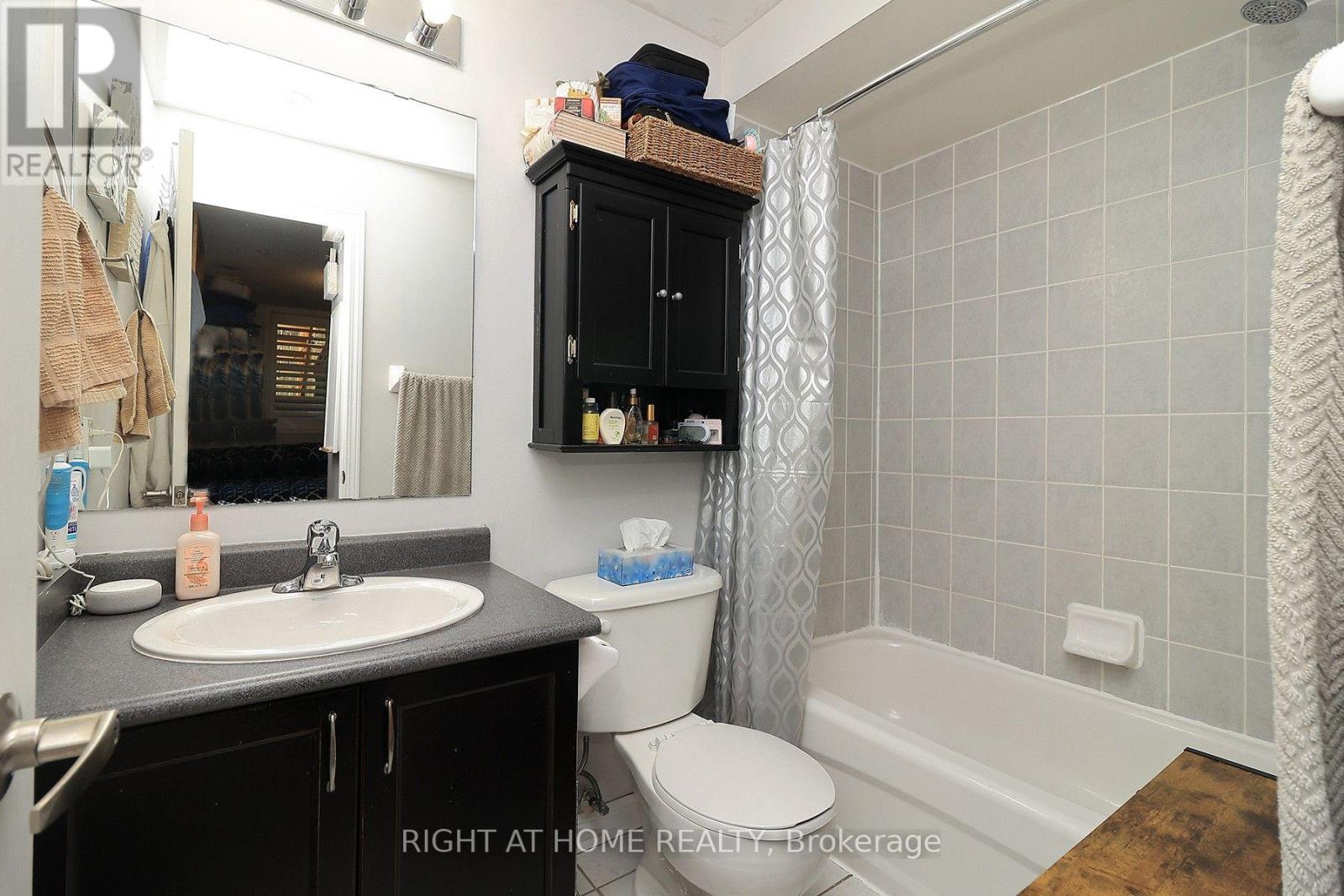 19 - 88 Carr Street, Toronto, Ontario  M5T 1B7 - Photo 22 - C13677818