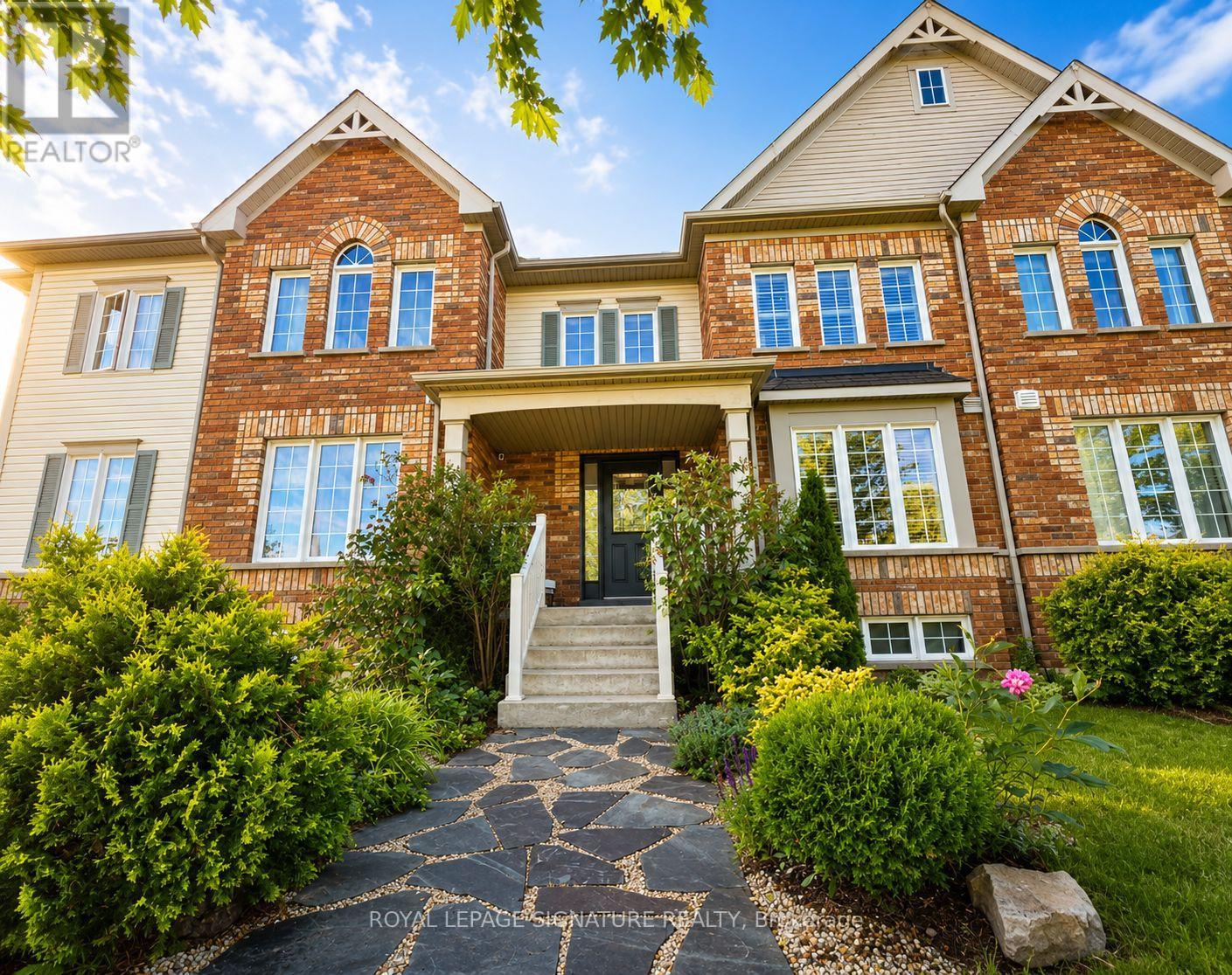 12 BLYTHEWAY GATE, Ajax, Ontario
