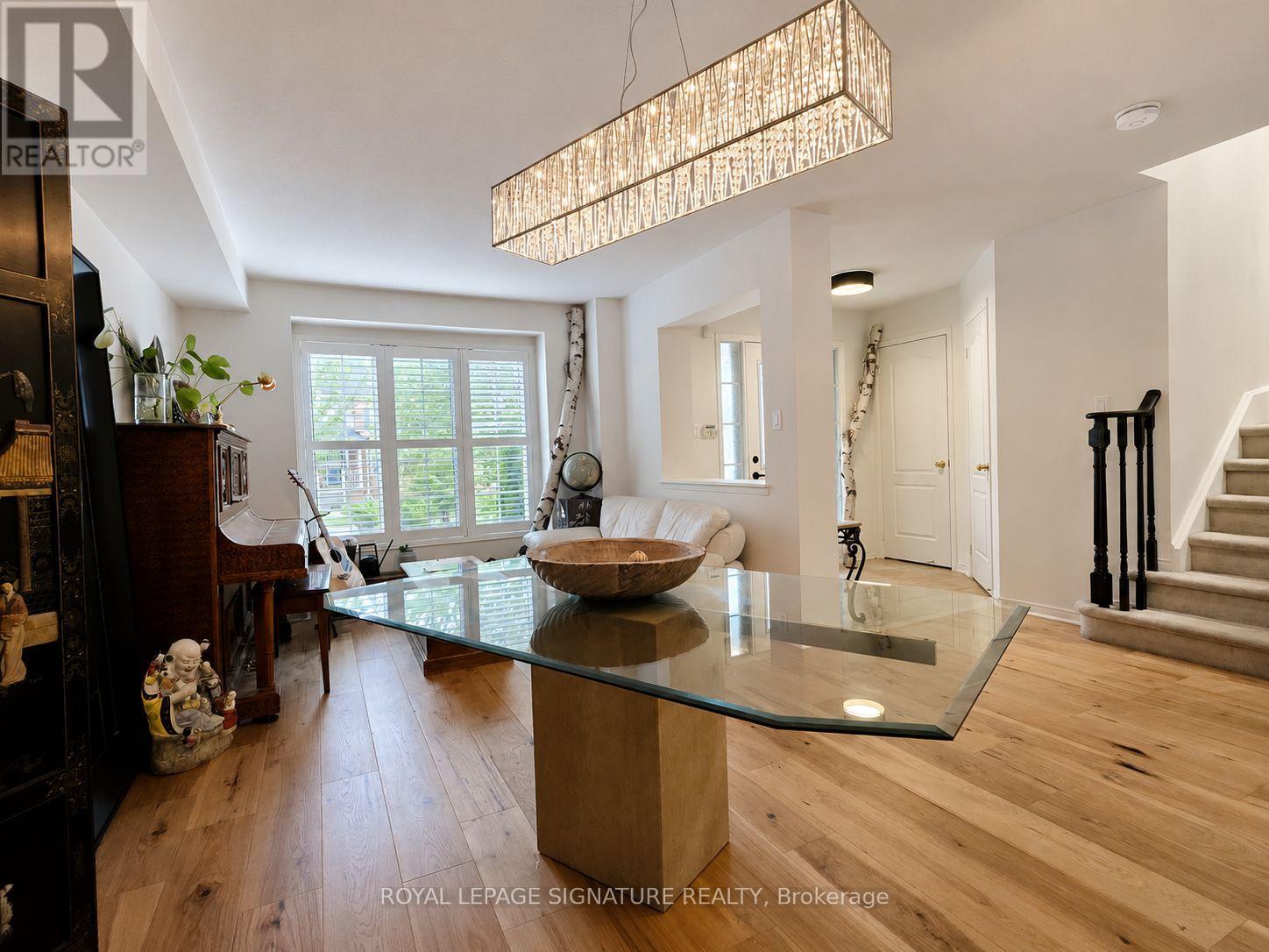 12 Blytheway Gate, Ajax, Ontario  L1T 0J5 - Photo 7 - E13677652