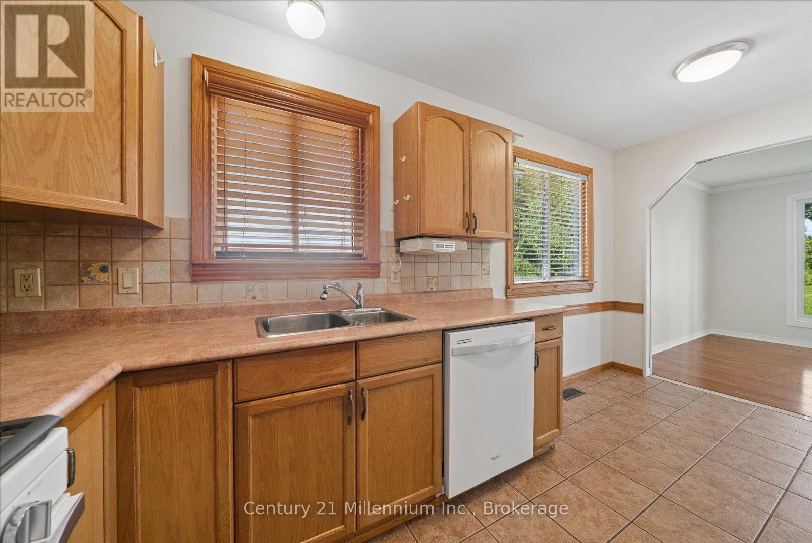 2293 Webb Street, Innisfil, Ontario  L9S 1K6 - Photo 14 - N13677840