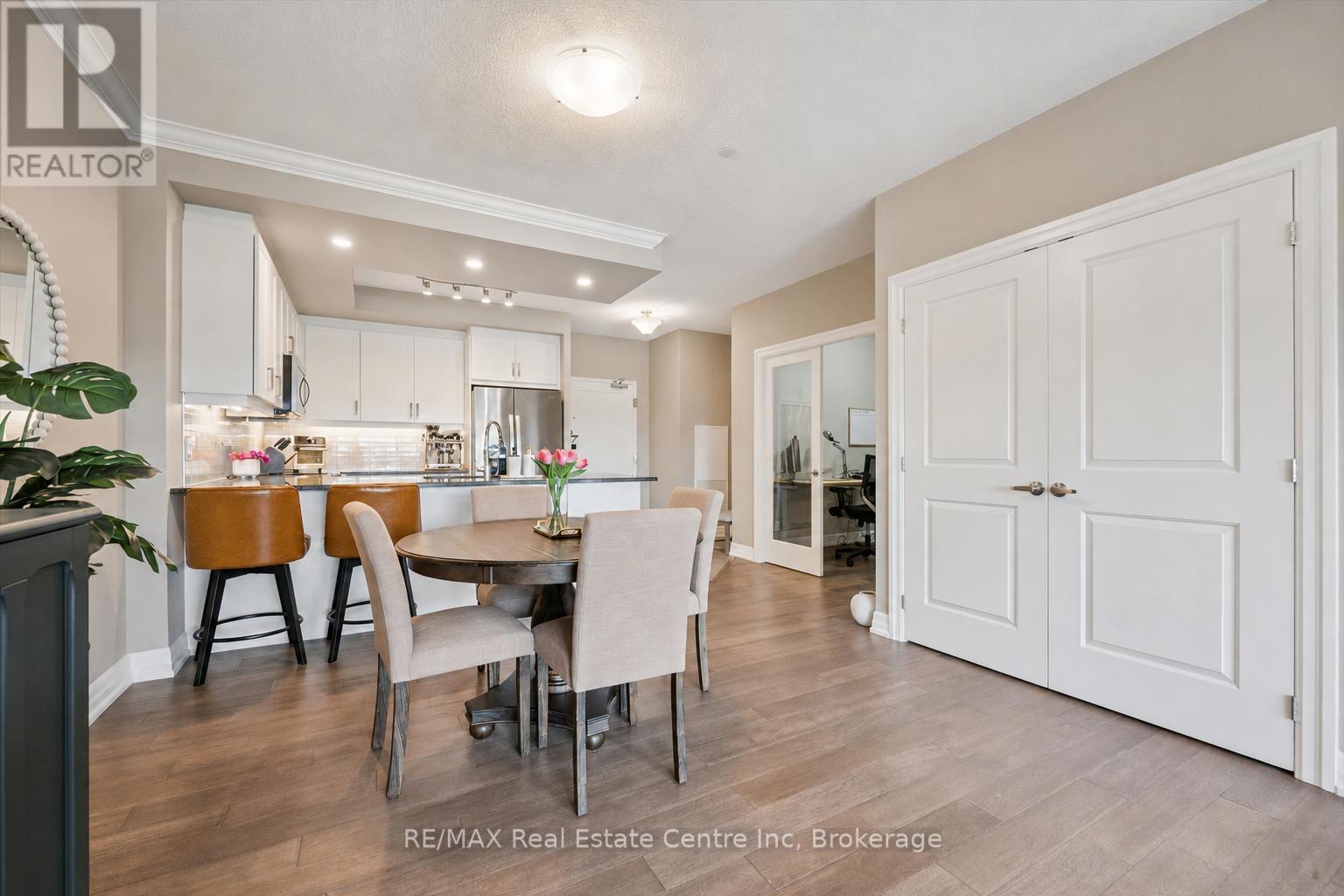 605 - 1878 GORDON STREET, guelph (pineridge/westminster woods), Ontario