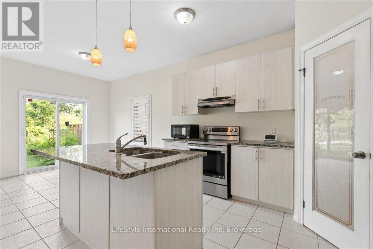 242 Moorlands Crescent S, Kitchener, Ontario  N2P 0C4 - Photo 14 - X13677712