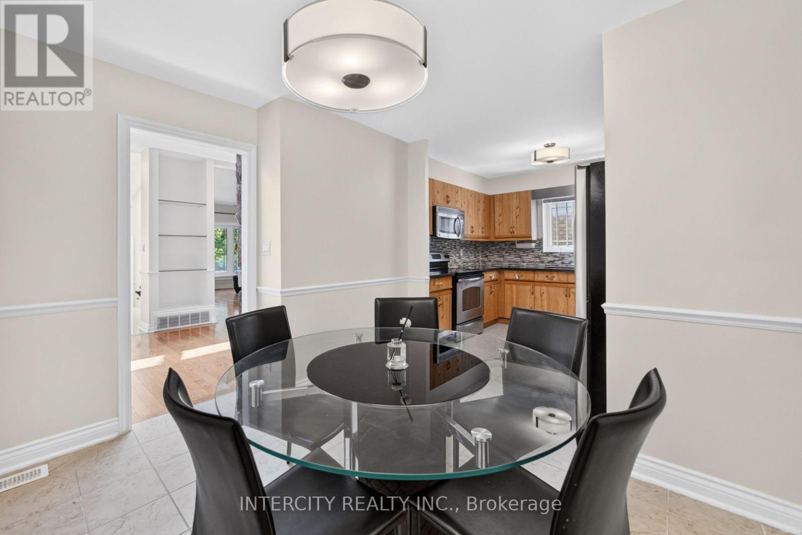 10 East Drive E, Markham, Ontario  L6G 1A4 - Photo 11 - N13677768