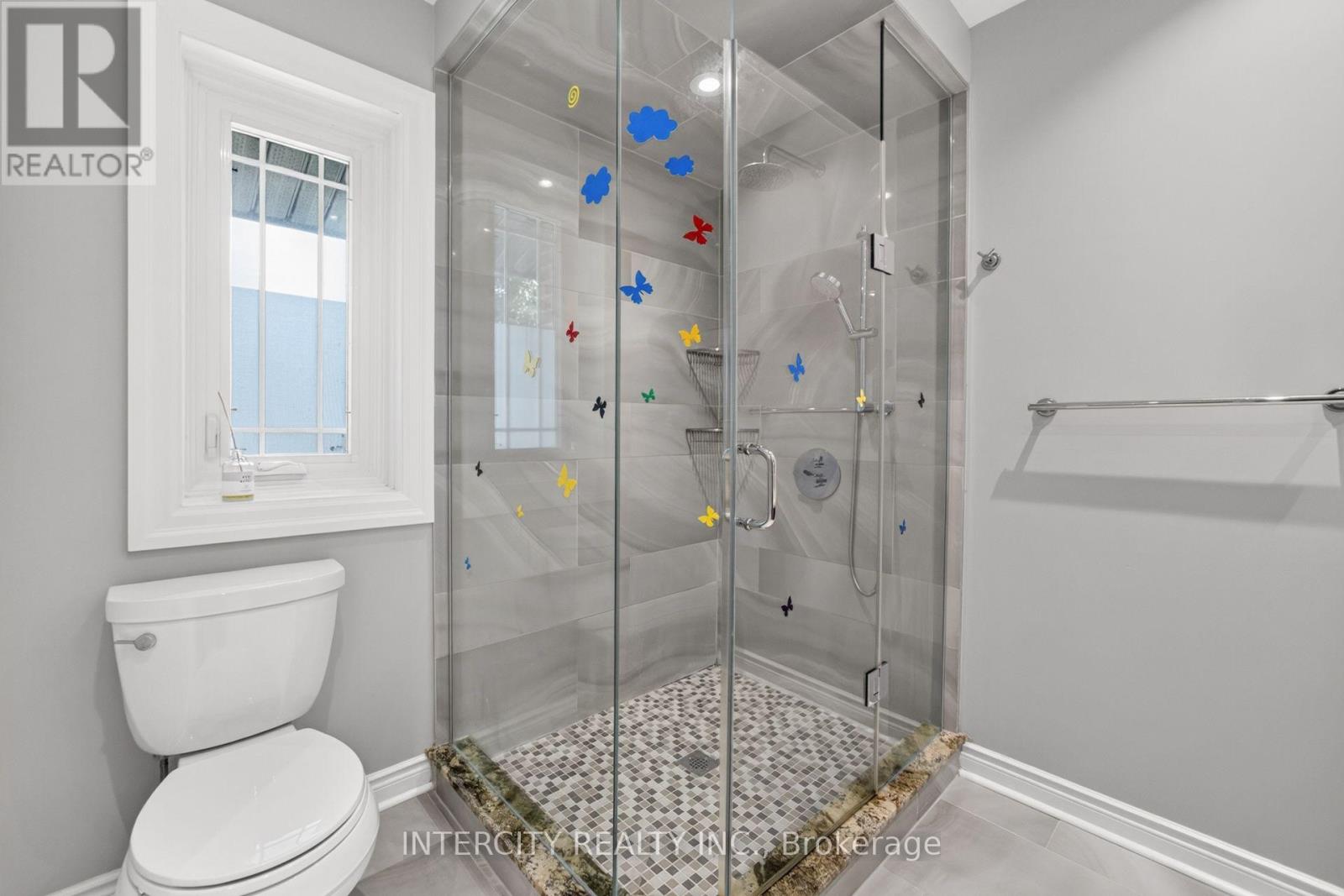 10 East Drive E, Markham, Ontario  L6G 1A4 - Photo 17 - N13677768