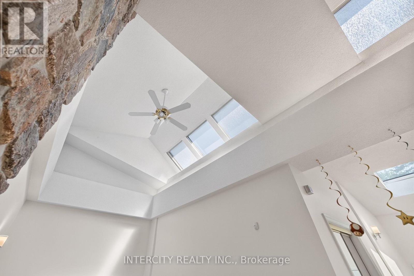 10 East Drive E, Markham, Ontario  L6G 1A4 - Photo 6 - N13677768
