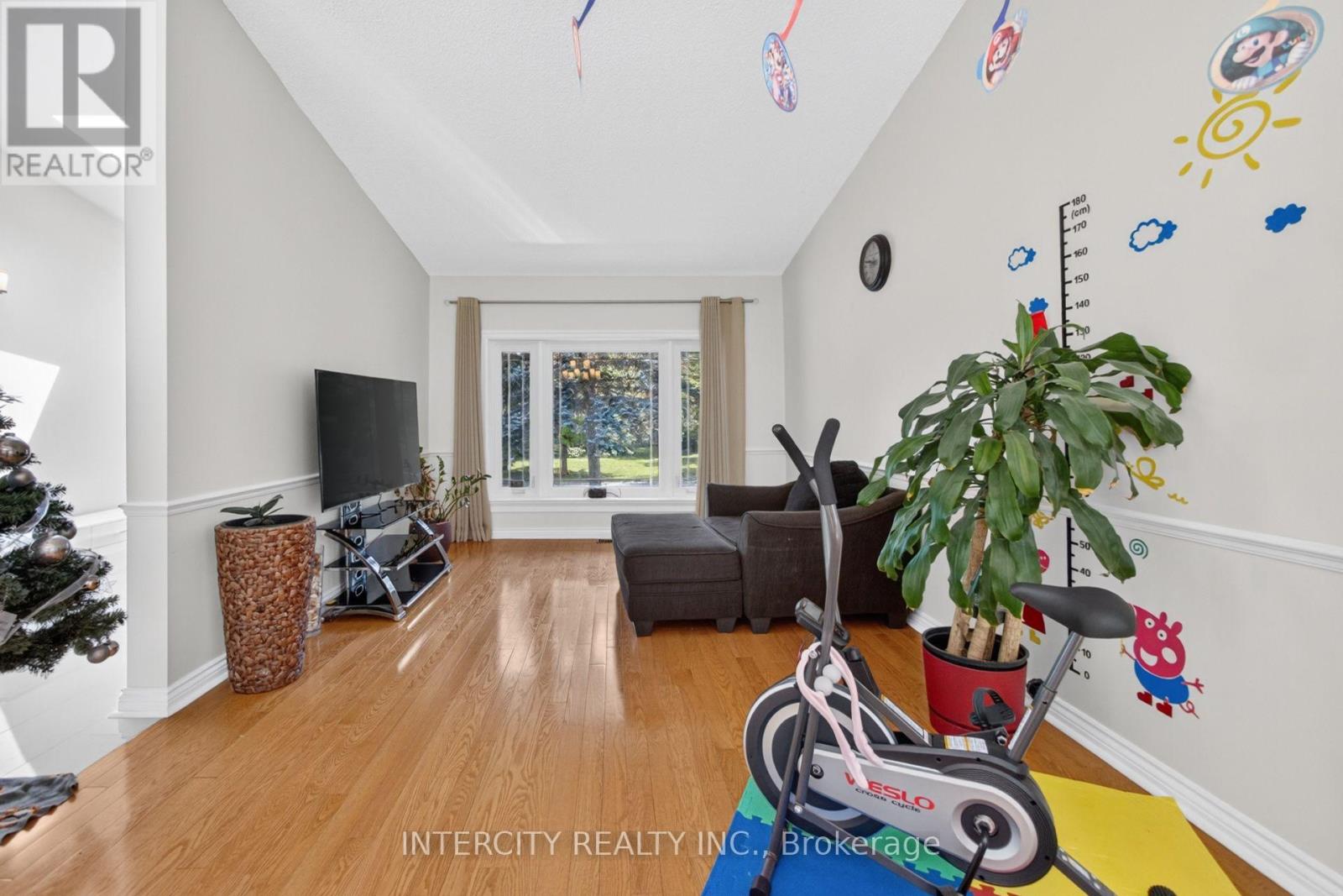 10 East Drive E, Markham, Ontario  L6G 1A4 - Photo 8 - N13677768
