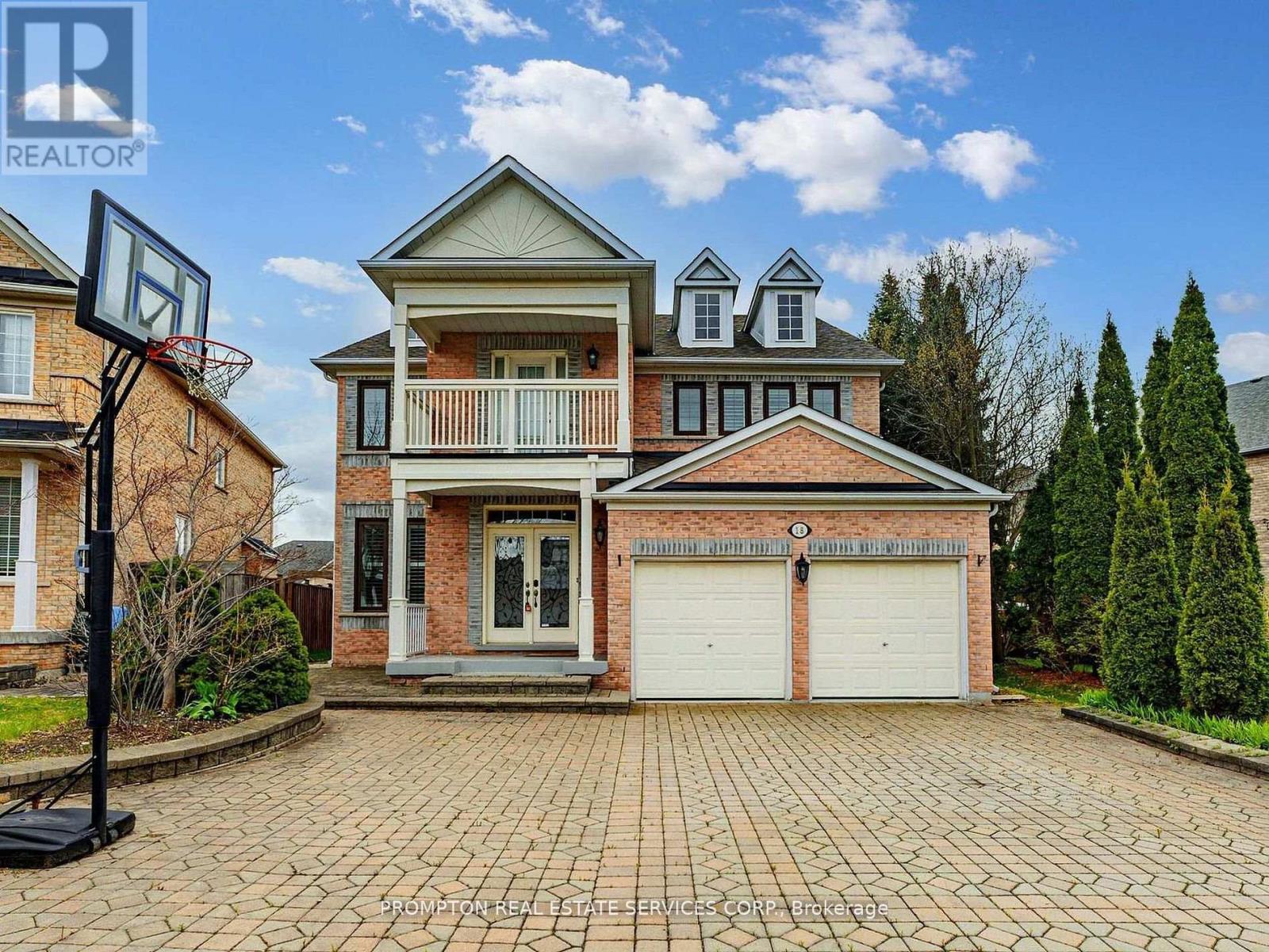 18 Bridleford Court, Markham (Markville), Ontario  L3P 7Z2 - Photo 2 - N13677832