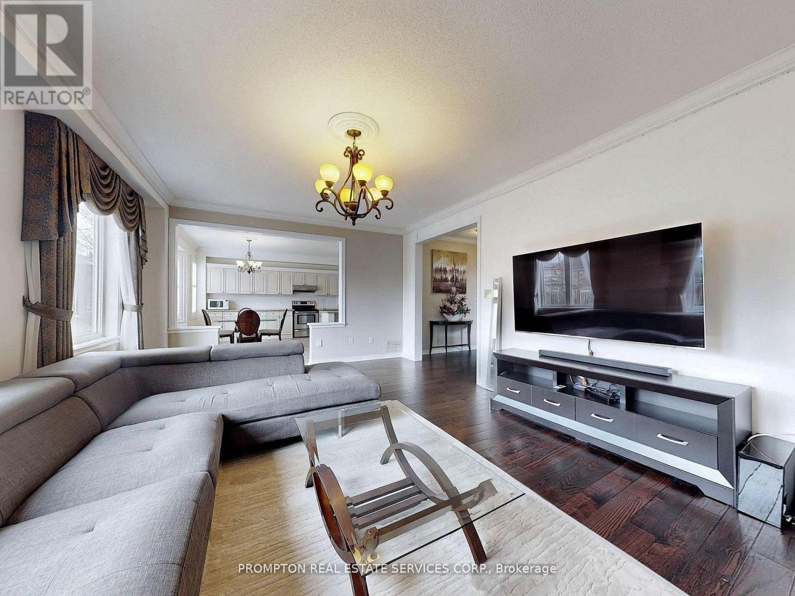 18 Bridleford Court, Markham (Markville), Ontario  L3P 7Z2 - Photo 9 - N13677832