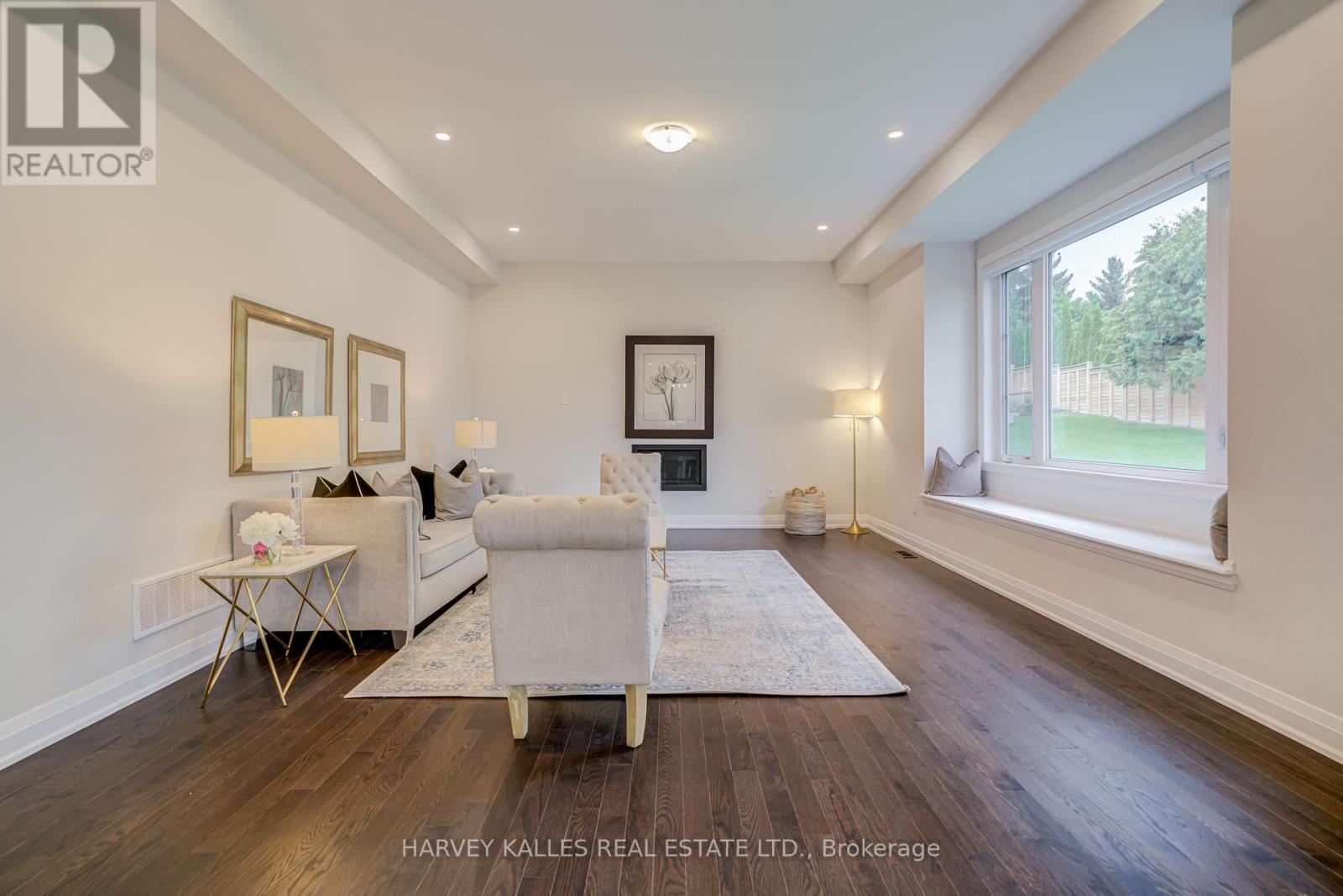 6 Dennis Reed Court, Aurora, Ontario  L4G 4A5 - Photo 10 - N13677848
